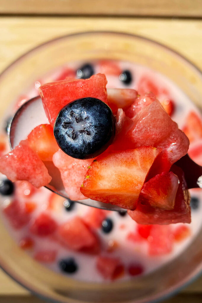 Cómo hacer Hwachae postre coreano de sandía