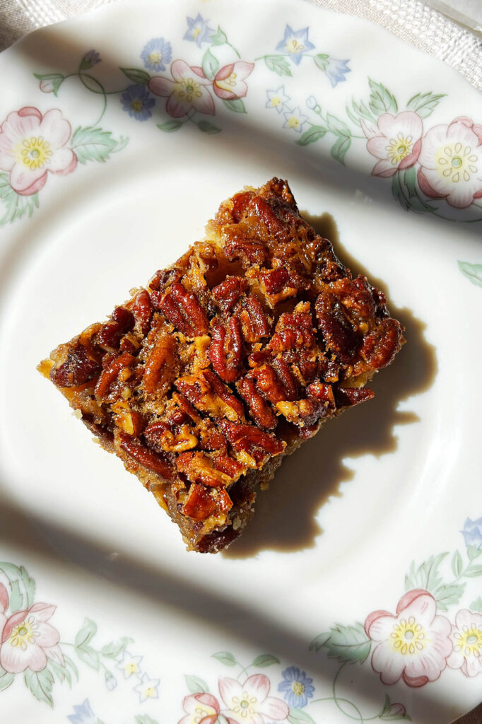 Pecan pie bars
