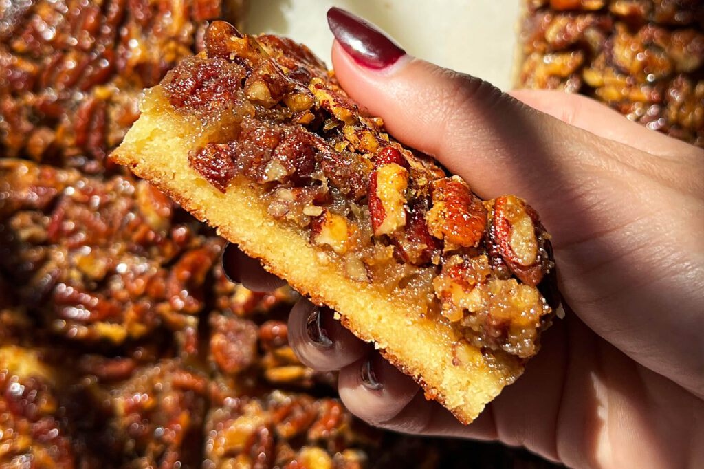 Pecan pie bars