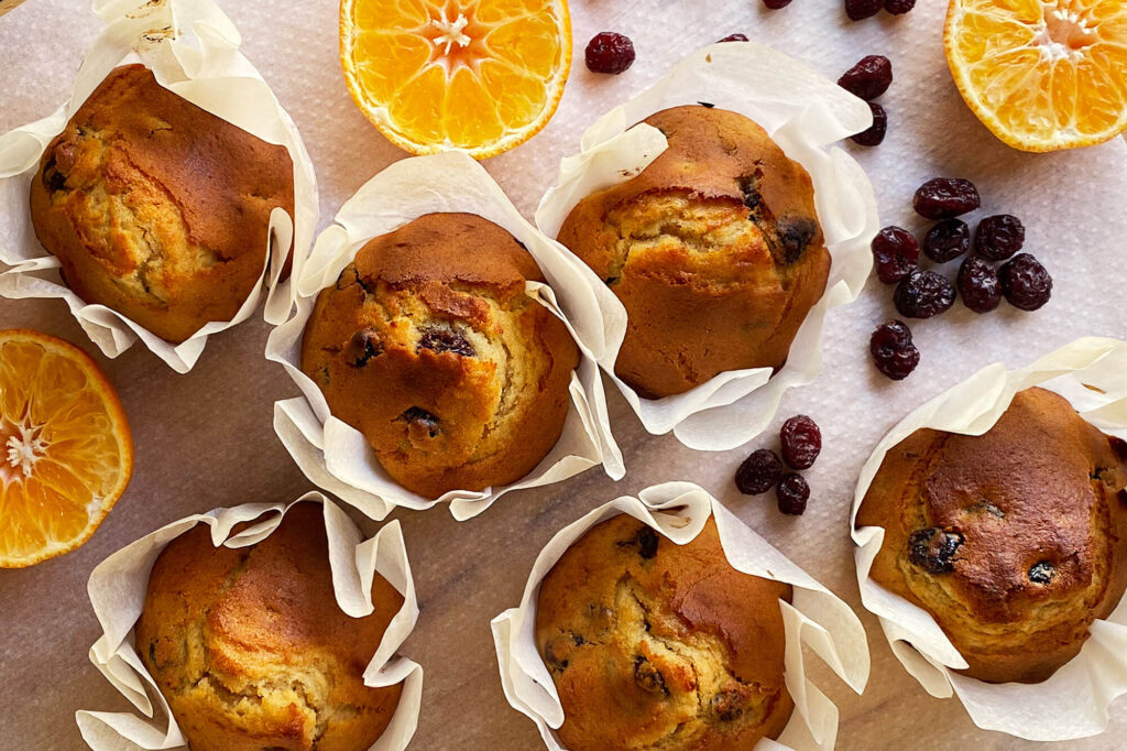 The best Tangerine cranberry muffins