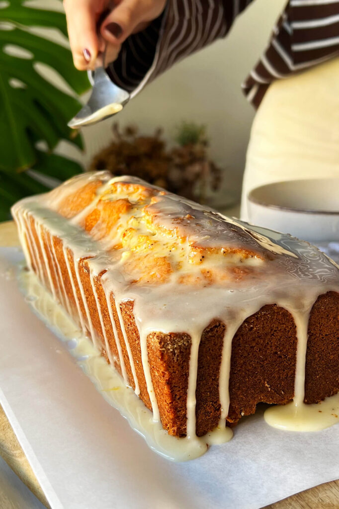 The best Orange poppy seed pound cake