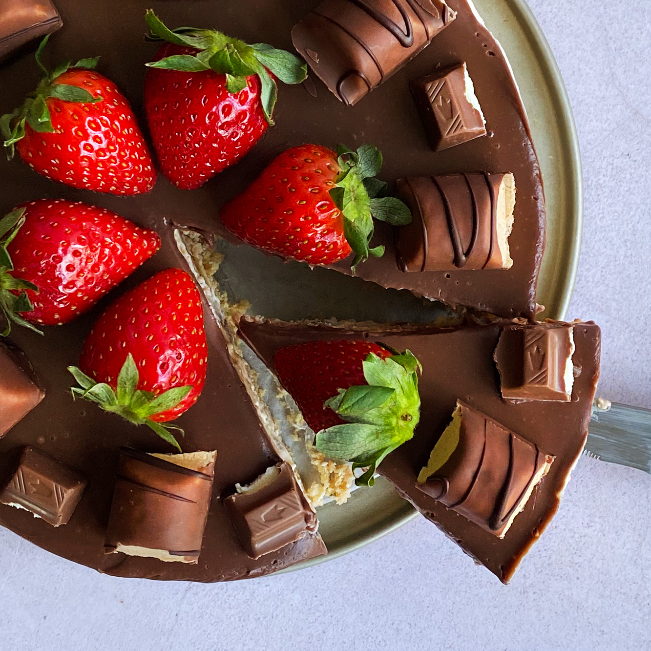 Fotografía de la receta de cheesecake de kinder bueno sin horno.